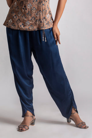 Maahi Front-Back Tulip Pant